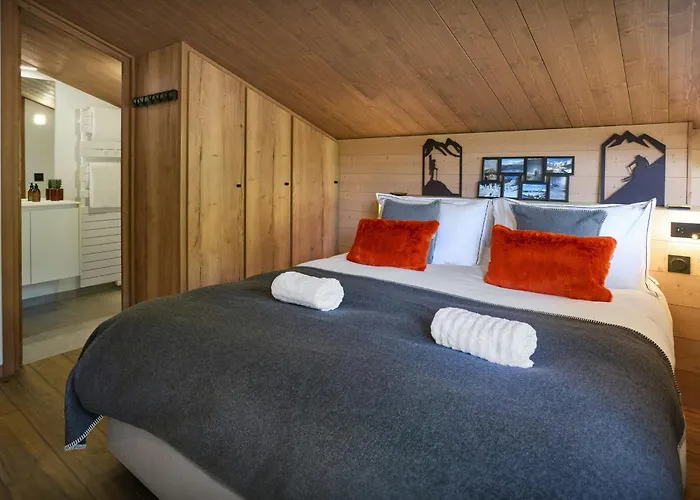 Grand Soir - Ovo Network Chalet